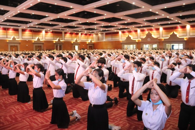 "มหาวิทยาลัยราชภัฏสุราษฎร์ธานี" คนของพระราชา ข้าของแผ่นดิน