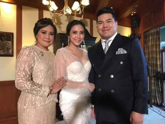 เปิดประวัติดาวค้างฟ้า "พี่อ้อย-กาญจนา จินดาวัฒน์" อยู่ในใจนิรันดร์