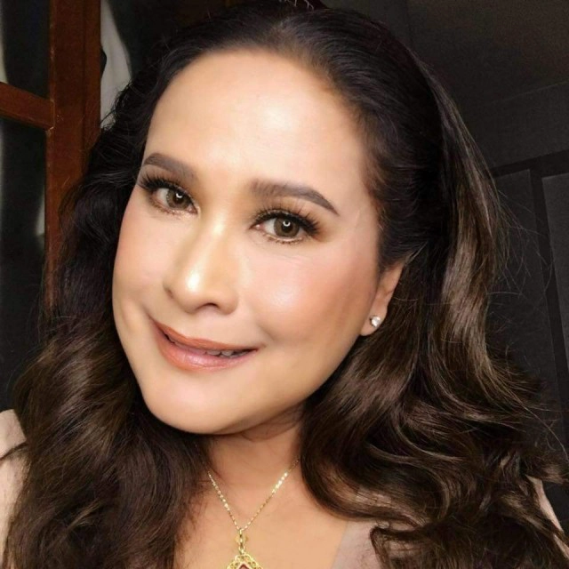 เปิดประวัติดาวค้างฟ้า "พี่อ้อย-กาญจนา จินดาวัฒน์" อยู่ในใจนิรันดร์