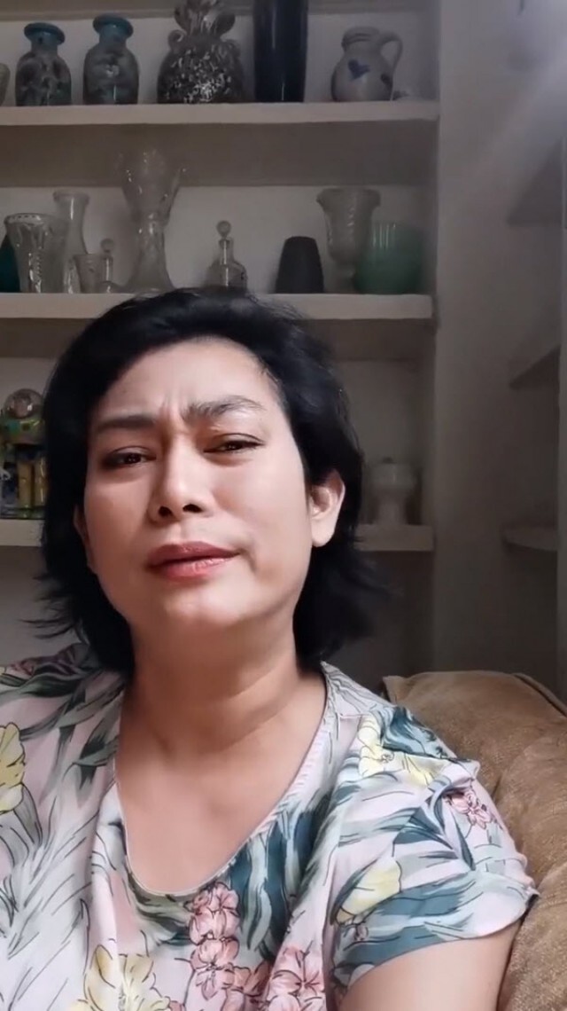 "อุ๊ หฤทัย" โต้ "วัชระ" ถามกลับ ทำไมไม่ปกป้องสถาบันฯ?