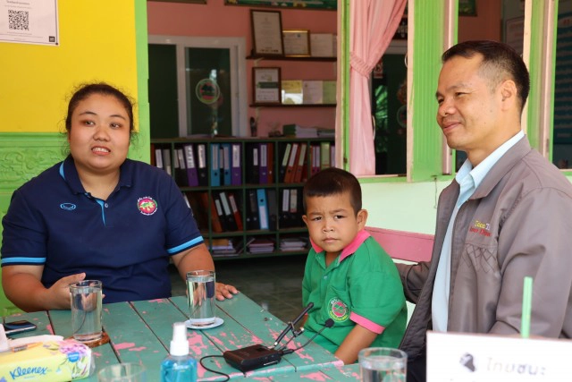 ชื่นชมครูสอนเด็ก ป.1 อ่านภาษาไทยแบบลุ้นสุดตัว