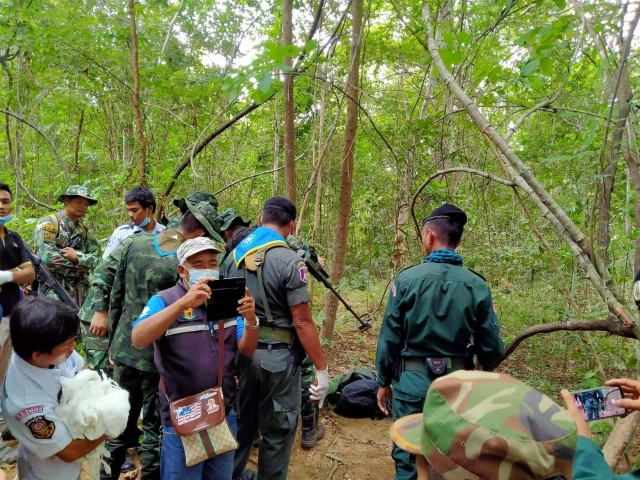 เข้าป่าหาเห็ดเขตชายแดนเหยียบระเบิดเสียชีวิต 1 ราย