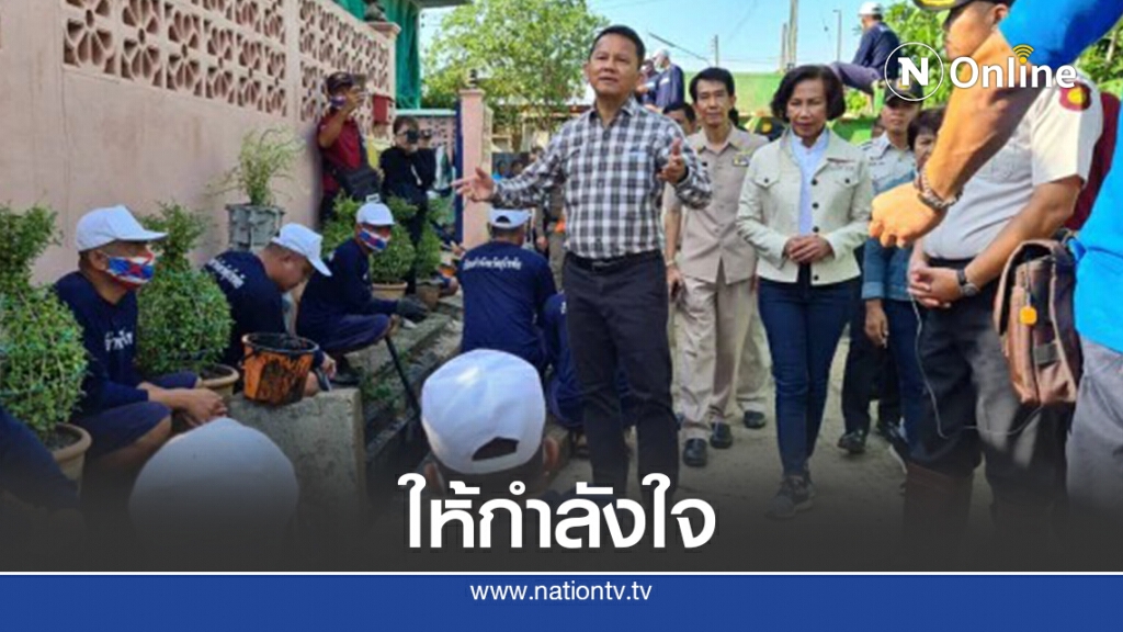 "สมศักดิ์" เยี่ยมนักโทษช่วยน้ำท่วมสุโขทัย "สมศักดิ์" เยี่ยมนักโทษช่วยน้ำท่วมสุโขทัย