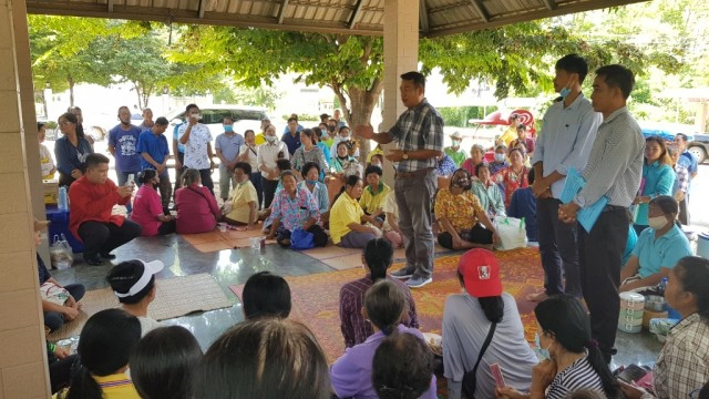 แห่ให้กำลังใจ 3 ตัวแทนชาวบ้านต่อต้านฯ รง.ยางมะตอย