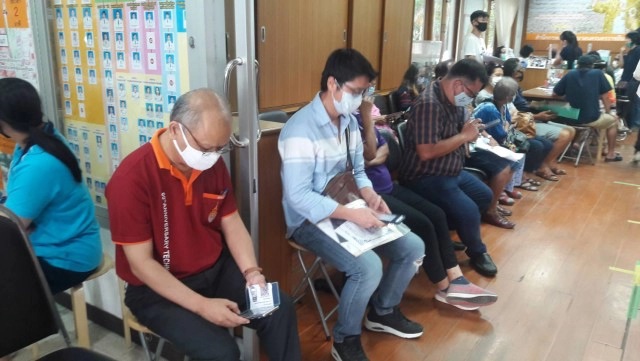 ชาวโคราชแห่ชำระภาษีที่ดินและสิ่งปลูกสร้างแน่นเทศบาล