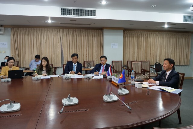 'อาเซียน'หารือ'ยูเค'กระชับความสัมพันธ์การค้าการลงทุน