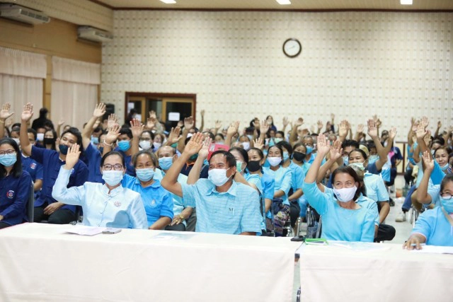 พัฒนาพื้นที่ต้นแบบพัฒนาคุณภาพชีวิต สู่ "โคก หนอง นา โมเดล"