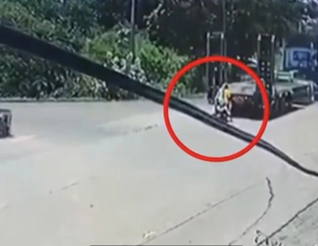 พ่อไม่กล้าดูคลิป หลังภรรยาพาลูกสาวมาเยี่ยมที่โรงพยาบาล