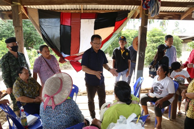 "สมศักดิ์" ลงพื้นที่เร่งเก็บข้อมูลเอาผิดบริษัทรับเหมา