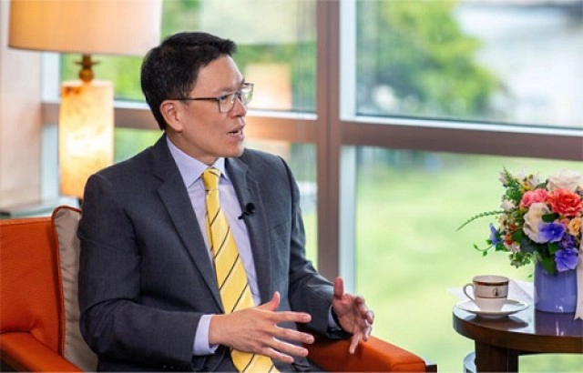 เส้นทาง 5 ปี 'ดร. วิรไท สันติประภพ' หัวเรือใหญ่แบงก์ชาติ