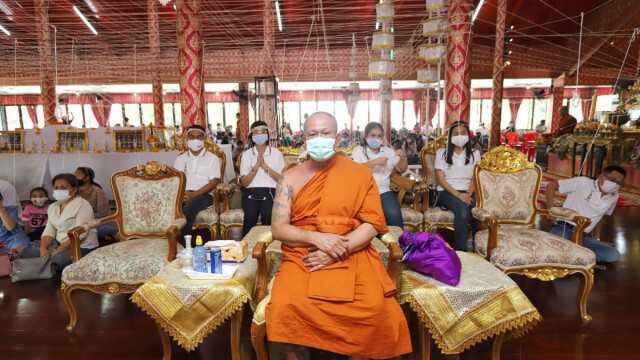 หลวงพ่ออ๊อดวัดสายไหม อธิษฐานจิตปลุกเสกเดี่ยว ไอ้ไข่