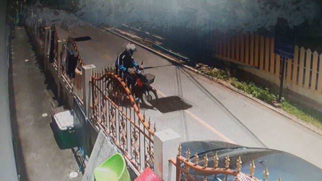 หนุ่มโรคจิต ตระเวนขโมยกางเกงในสาวตากไว้หอพัก