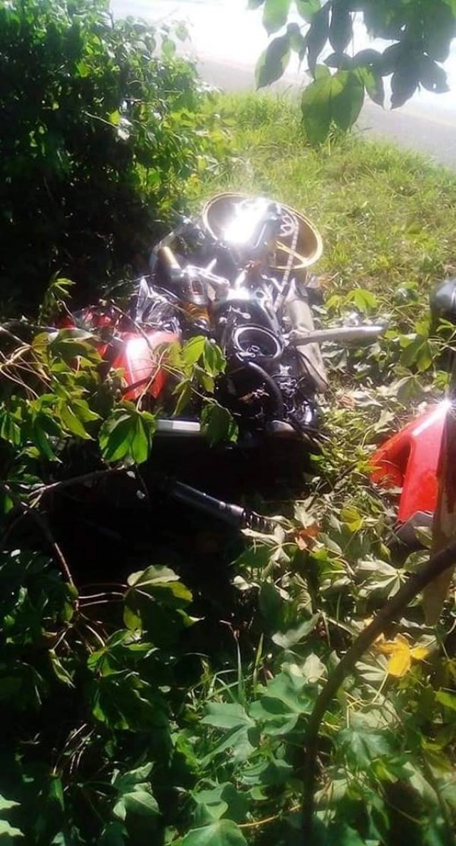 เศร้า "ชานนท์" นักสตรีมเกมดัง วัย 17 ปี ขี่ดูคาติ ชนต้นไม้เสียชีวิต