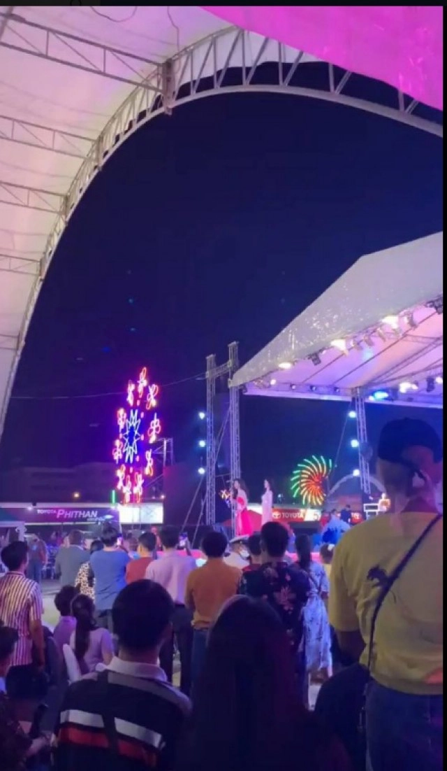 ดราม่า วุ่นวายเวทีนางสาวสมิหลา นางงามประท้วงวุ่นกระชากไมค์ เวทีนี้ไม่ยุติธรรม