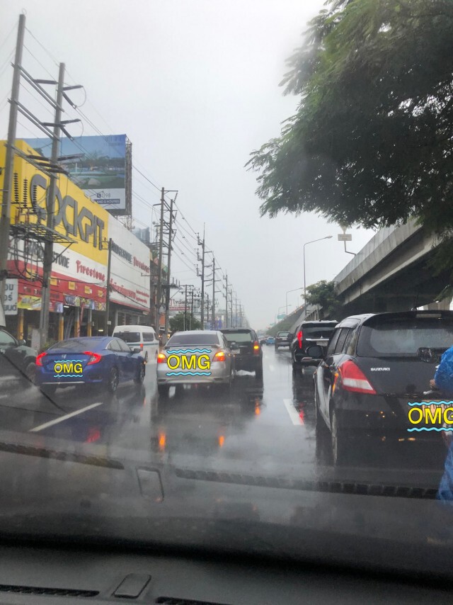 ฝนถล่มกรุงฯแต่เช้า น้ำท่วมถนนหลายจุดหลายพื้นที่