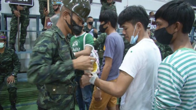 ทภ. ต้อนรับทหารใหม่ผลัด1ญาติแห่ส่งคึกคัก