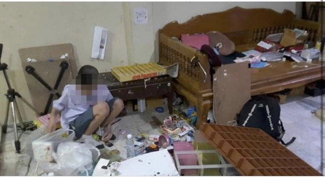 ชาวเน็ตน้ำตาซึม พ่อทำลายโมเดลรถ ของรักของลูก อ้างเสียการเรียน!