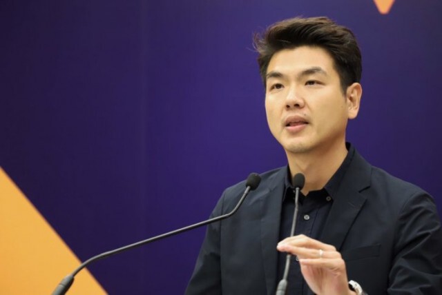 "ปิยบุตร" เรียกร้อง ร่วมหยุดยั้ง "นิติสงคราม" ที่นำมาใช้กับการชุมนุม