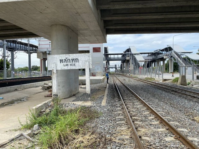 รฟท.ยกเลิกป้าย 'แกรนด์ คาแนล-หลักหก-คลองรังสิต' ทดสอบสายสีแดง