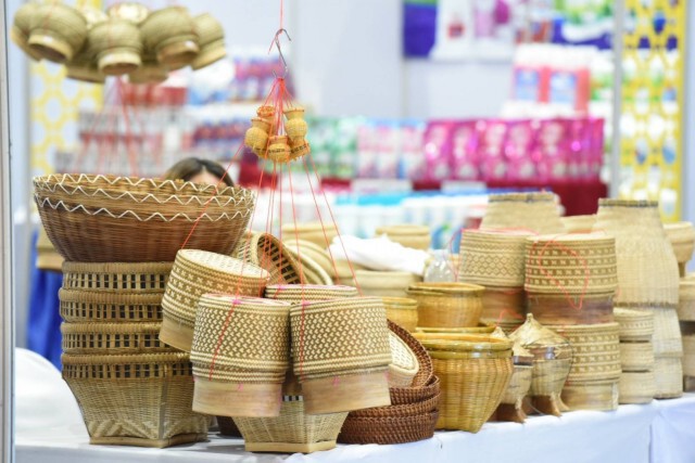 ตลาดนัด SME 'เราช่วยไทย ไทยช่วยกัน' ยกขบวนชิม เที่ยว ช้อป 3 วันเต็ม