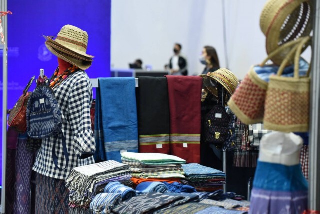 ตลาดนัด SME 'เราช่วยไทย ไทยช่วยกัน' ยกขบวนชิม เที่ยว ช้อป 3 วันเต็ม