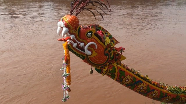 แข่งเรือโบราณสะท้อนวิถีชีวิตชาวลุ่มน้ำน่าน