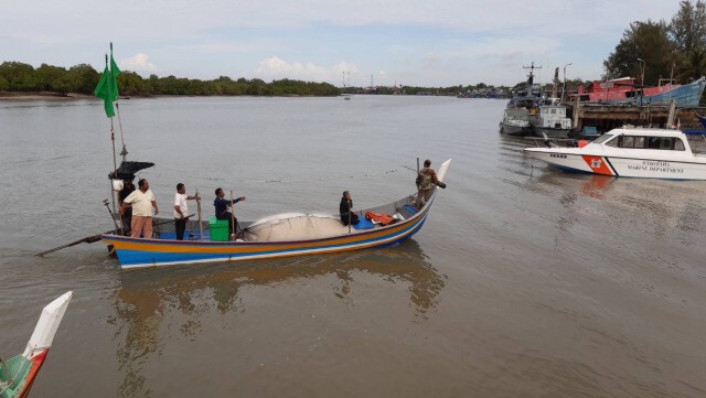 พบศพผู้สูญหายเหตุเรือชน หลังค้นหามา 2 วัน