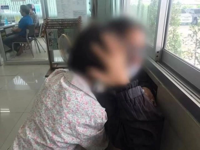 สุดรันทด แม่ป่วยเป็นโรคประสาทรู้ตัวเลี้ยงลูกไม่ไหว เดินทางหาตำรวจช่วยด้วย