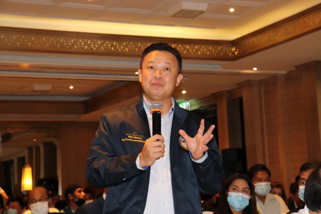 "อนุทิน" ยกทีมประชุมสัญจรรับฟังปัญหาความเดือดร้อนคนภูเก็ต