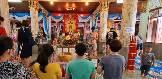 ศิษย์วัดสวนแก้วอุทยานยืนยันไอ้ไข่ช่วยเหลือเศรษฐกิจในพื้นที่