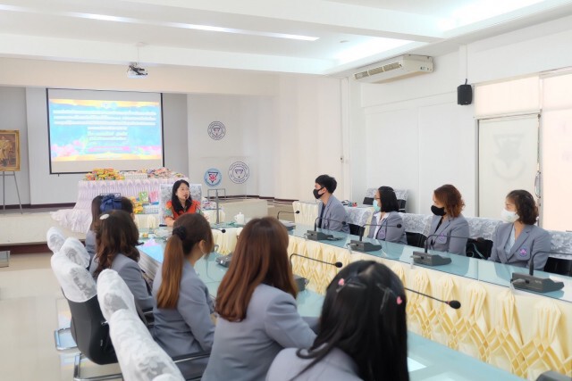 รัฐมนตรีว่าการกระทรวงศึกษาธิการ ส่งความห่วงใยให้กับนักเรียนในโรงเรียนบริเวณชายแดน