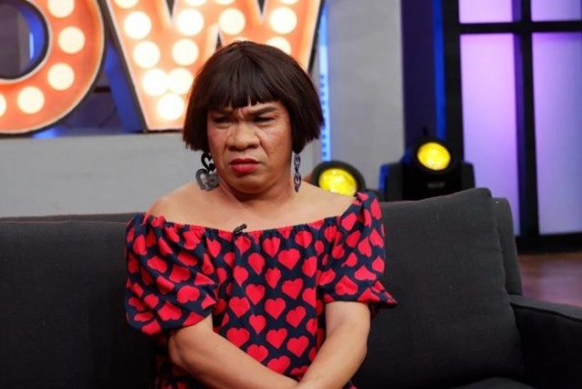 "อรชร เชิญยิ้ม" รับ เคยฆ่าตัวตายเพราะผู้หญิง ก่อนเปิดตัวเป็นสาวสอง