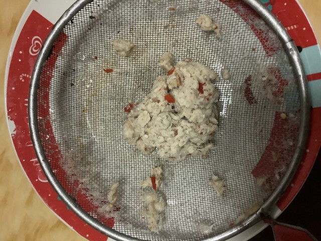 สาวข้องใจ กินขนมจีนน้ำยาเหนียวเหมือนกระดาษ สุดท้ายรู้คำตอบสิ่งนั้น