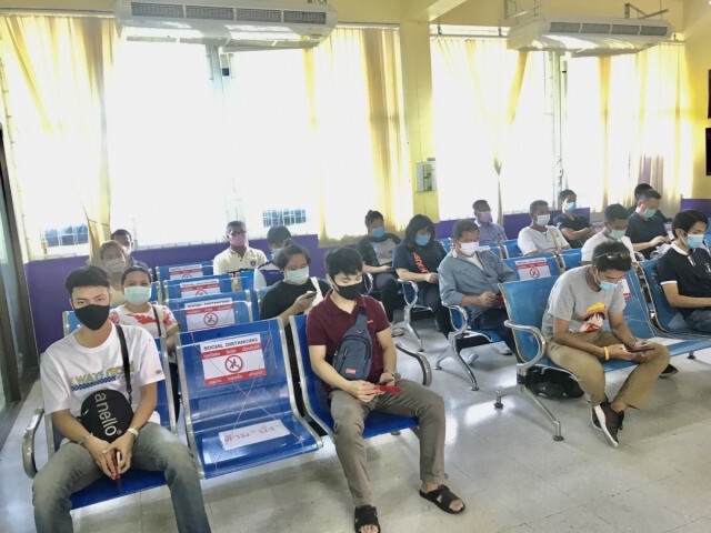ขนส่งฯ คุมเข้มรถสาธารณะสกัดโควิด-19