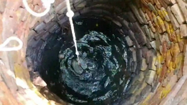 แห่ชม"บ่อน้ำทิพย์"อายุ 1,000 ปี-เชื่อเป็นสิริมงคล