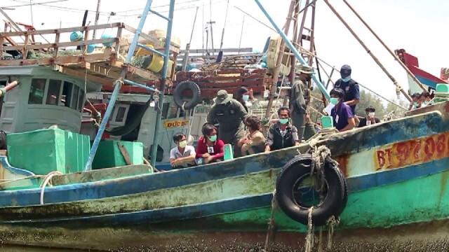 จับเรือเวียดนามลุกล้ำน่านน้ำ เร่งคัดกรองโควิดลูกเรือทันที