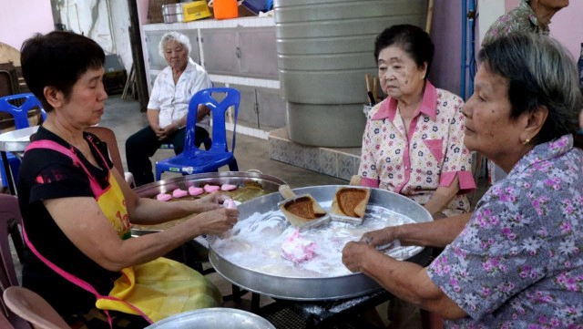 "อั่งท้อก๊วย"ขนมมงคลโบราณหากินยาก