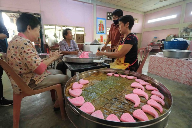 "อั่งท้อก๊วย"ขนมมงคลโบราณหากินยาก