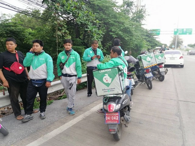 หนุ่มไลน์แมนมอเตอร์ไซด์หายขณะช่วยนักศึกษารถชน