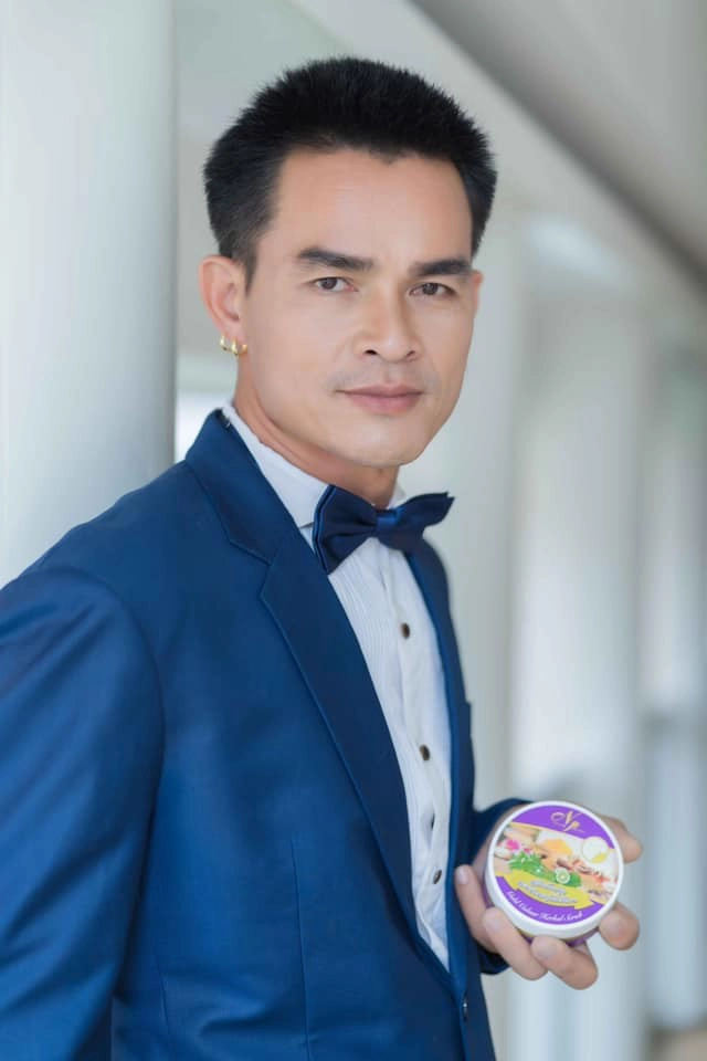 'เพจ'เผยเหตุผล 'ลุงพล'สวมชุดแต่งงาน