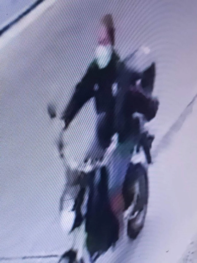 หนุ่มไลน์แมนมอเตอร์ไซด์หายขณะช่วยนักศึกษารถชน