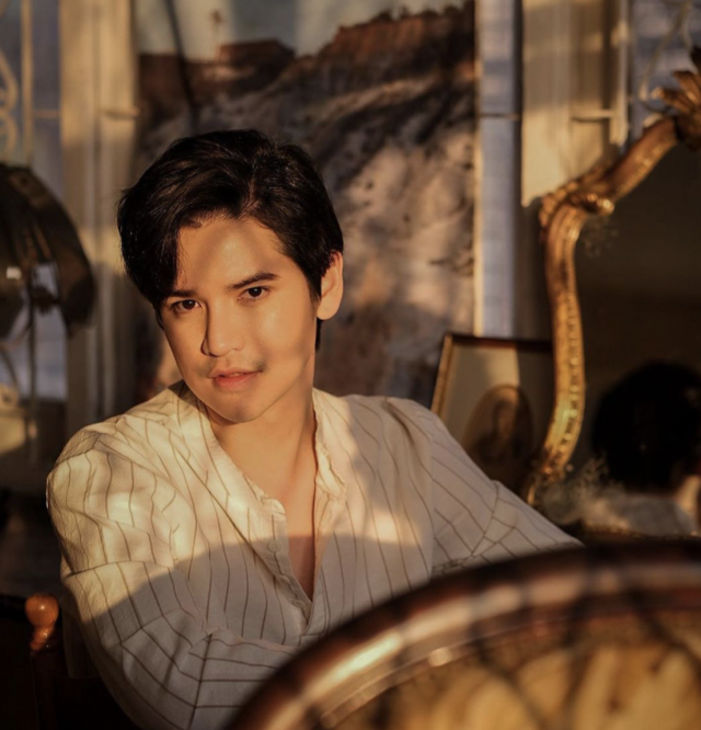 'เต๋า เศรษฐพงศ์' เดินทัพบริจาคของกันโควิด-19