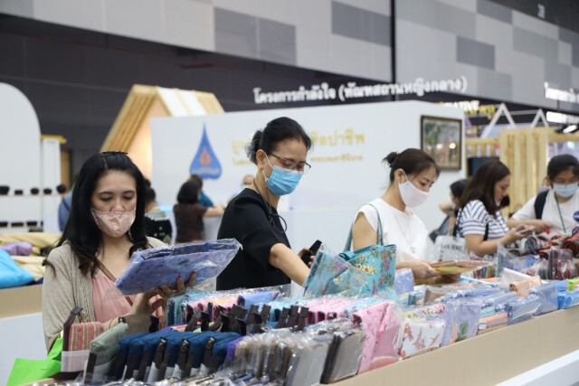 SACICT ปลื้ม Crafts Bangkok 2020 ดันยอดขายงานศิลปาชีพและงานคราฟต์ ทะลุเป้ากว่า 67 ล้านบาท