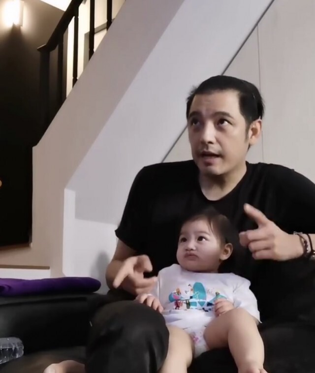 "ติ๊ก"คุกเข่าหน้าบ้านขอเจอลูก"ศรราม"บอกให้กลับไป ไม่งั้นจะเรียกตำรวจ