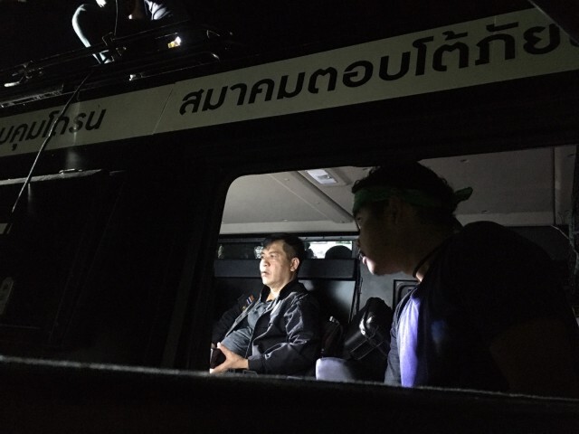 ด่วน! พบหมีควายแล้ว ซ่อนตัวกลางป่าอ้อย