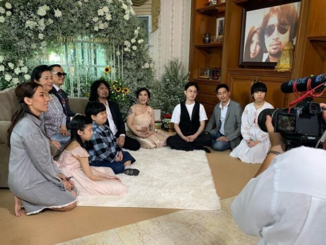 'เสก-กานต์' แถลงวิวาห์ชื่นมื่น