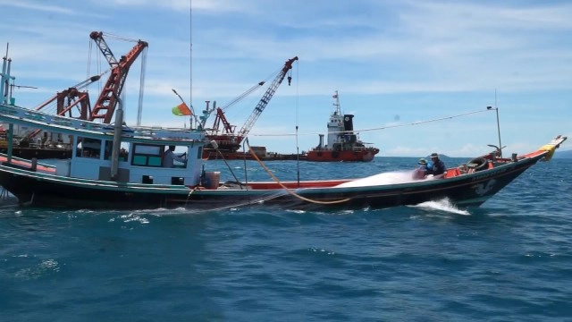 144 ชั่วโมง กู้เรือ "ราชา 4"