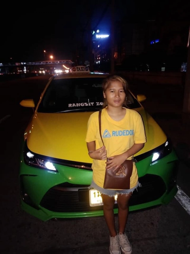 สาววัย 19 เรียกแท็กซี่ส่งบ้านตจว. ไม่มีเงินเลยเสนอตัวเข้าแลก คนอาสาตามไปส่งเพียบ