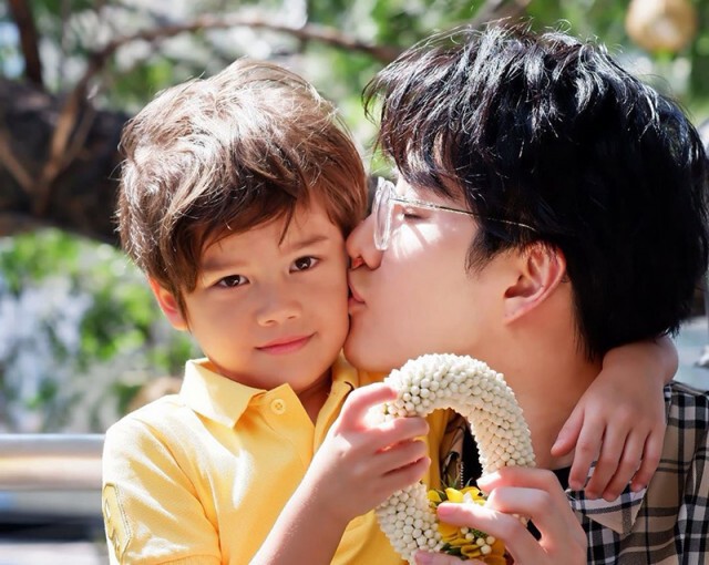 "ไมค์" พึ่งอำนาจศาล ยื่นขอสิทธิ์ความเป็นพ่อ "แม็กซ์เวลล์" ร่วมกับ "ซาร่า"