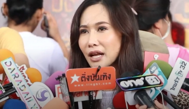 "ติ๊ก กนิษฐรินทร์" น้ำตานองหน้าเปิดใจหลังโดนสาวขับวิน ทวงหนี้ ลั่นเรื่องนี้ไม่จริง!!!